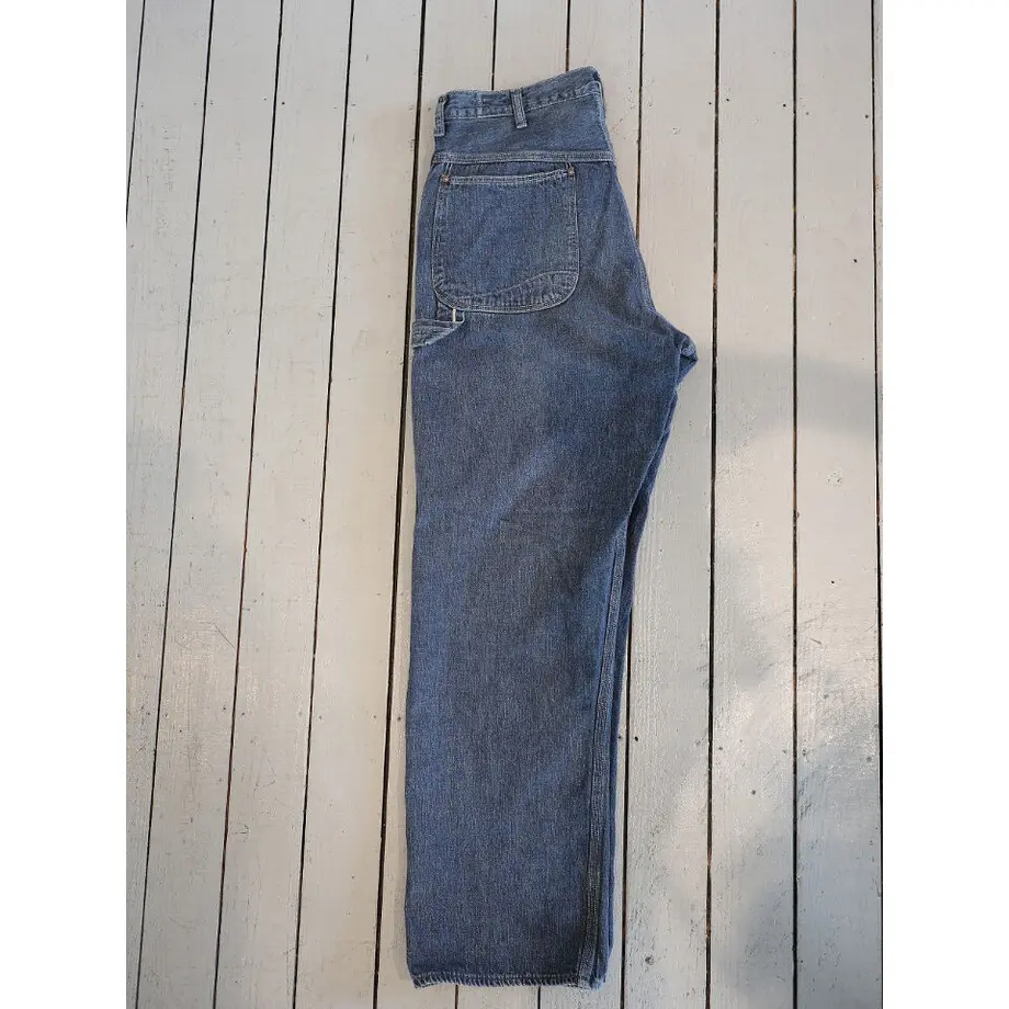 6135950a603feb2e74bbdbfe