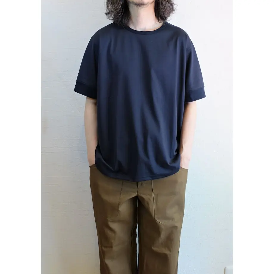 60c1a893b5285a6b7cc1747d