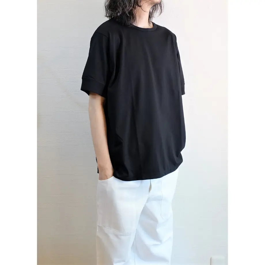 60c1a893b5285a6b7cc1747d