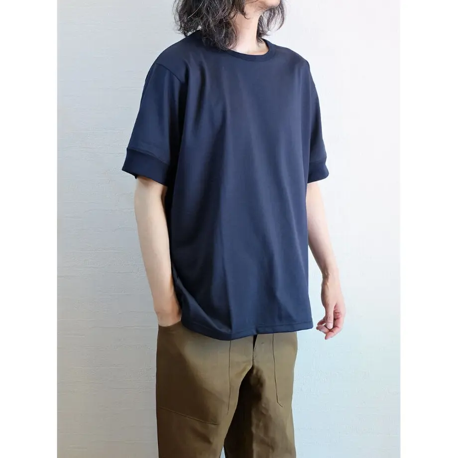 60c1a893b5285a6b7cc1747d