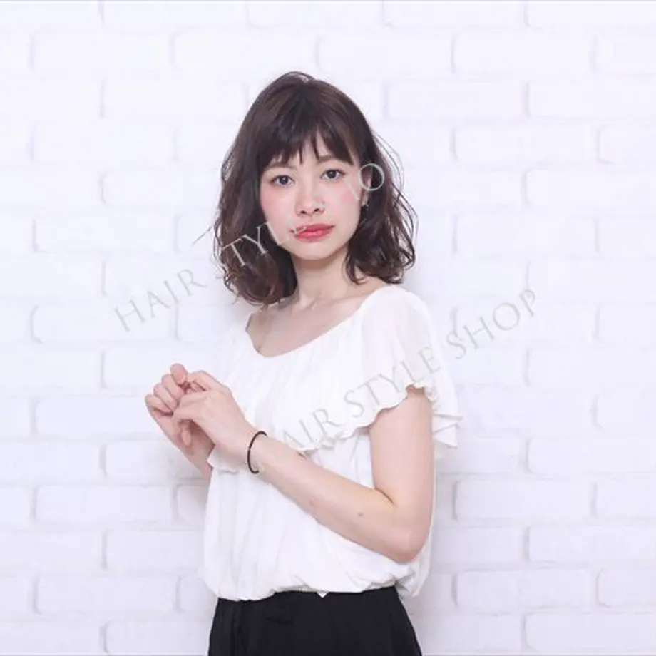 57ba989341f8e8a744000e87