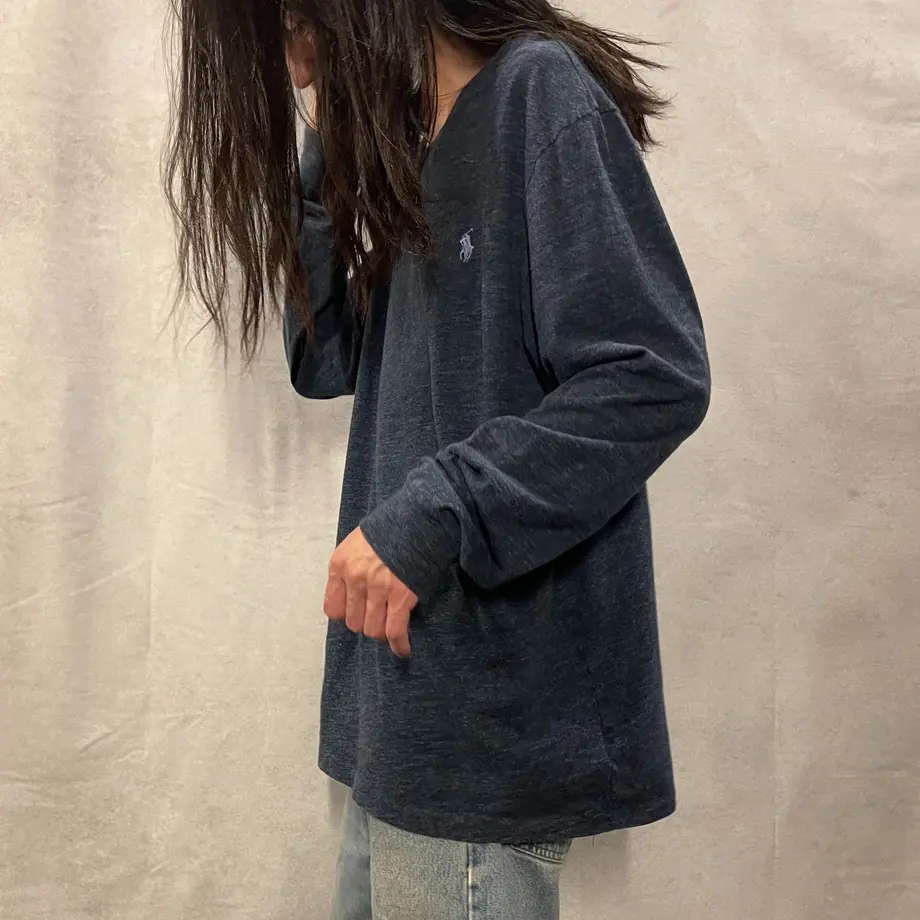 60d99745f5685141fed33d21