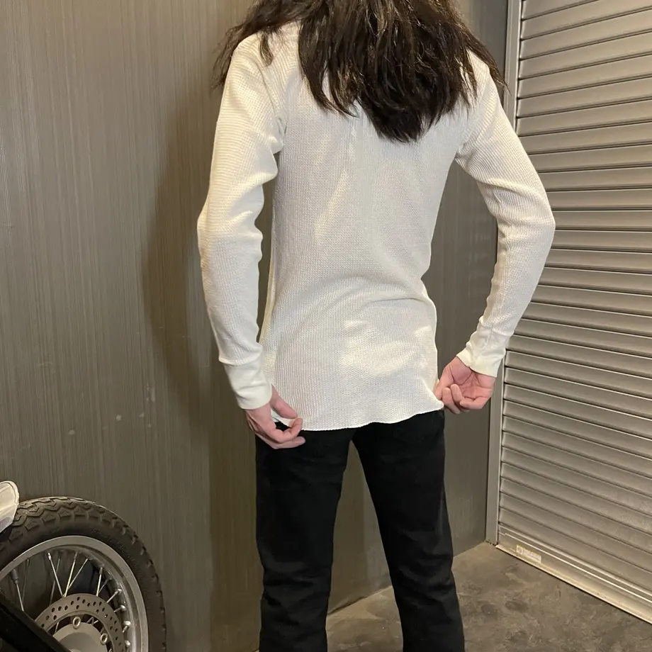 60c8318be9ccb258f5d004ae