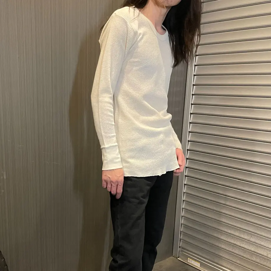 60c8318be9ccb258f5d004ae