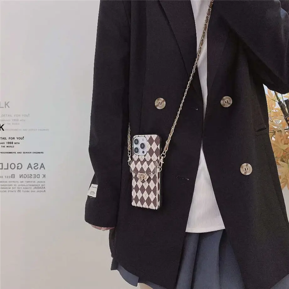 637f21804292bf5d6a54a7b8