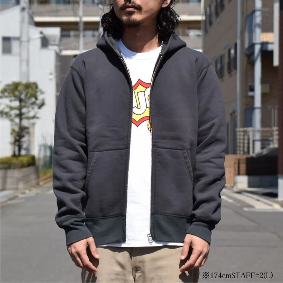 5ab724c2434c720ece00067b