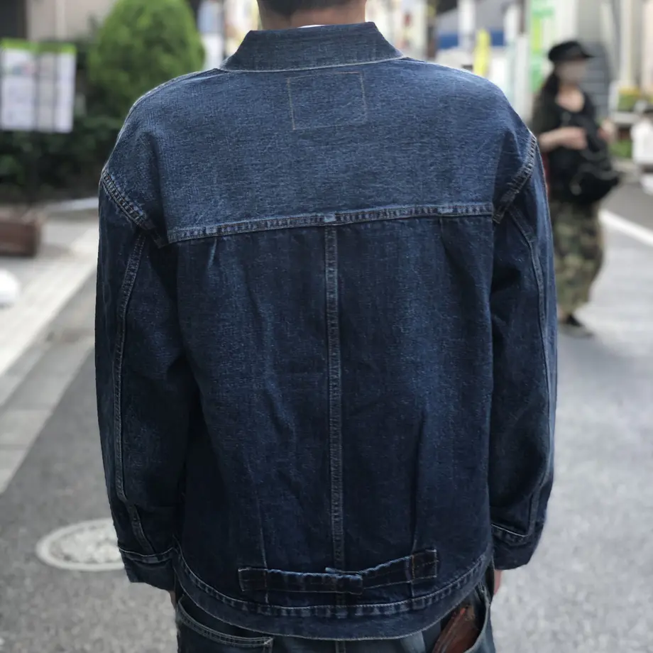 5f195b94223ead5e3ca1bd70