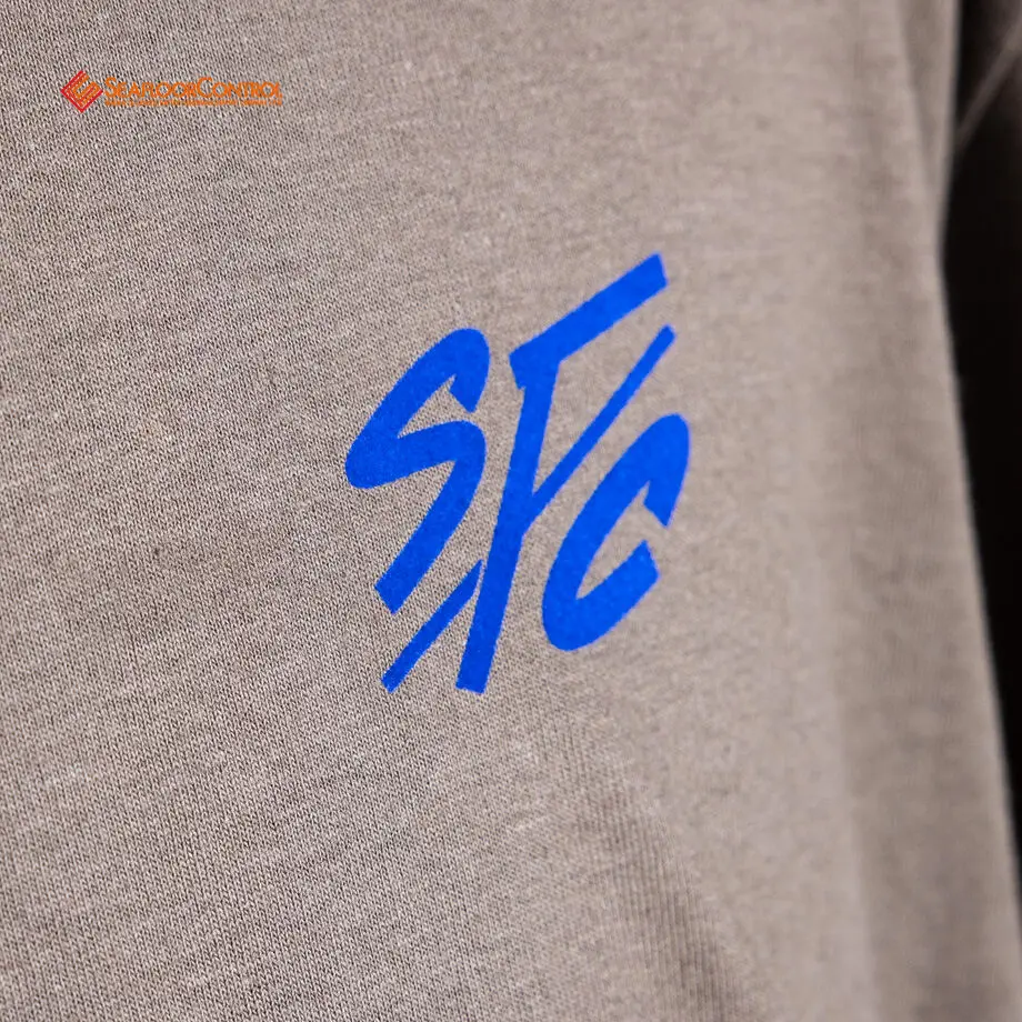 609e04717c42ee5c24efc33e