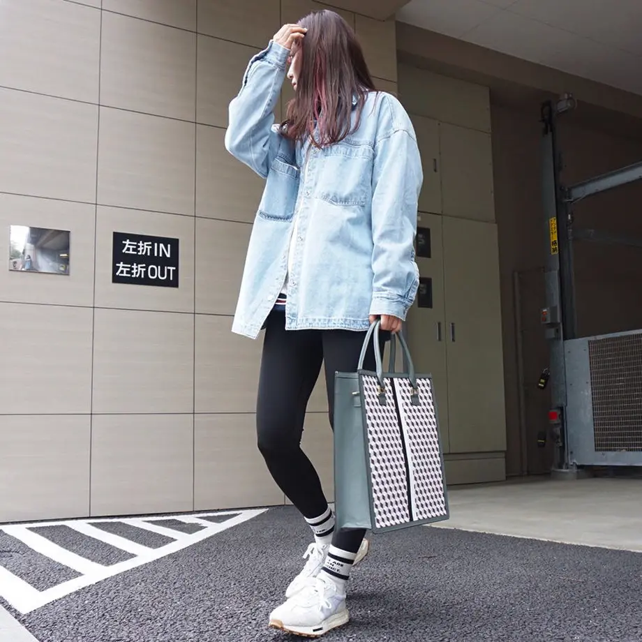 6137217ee1fb4c1b23e7072a