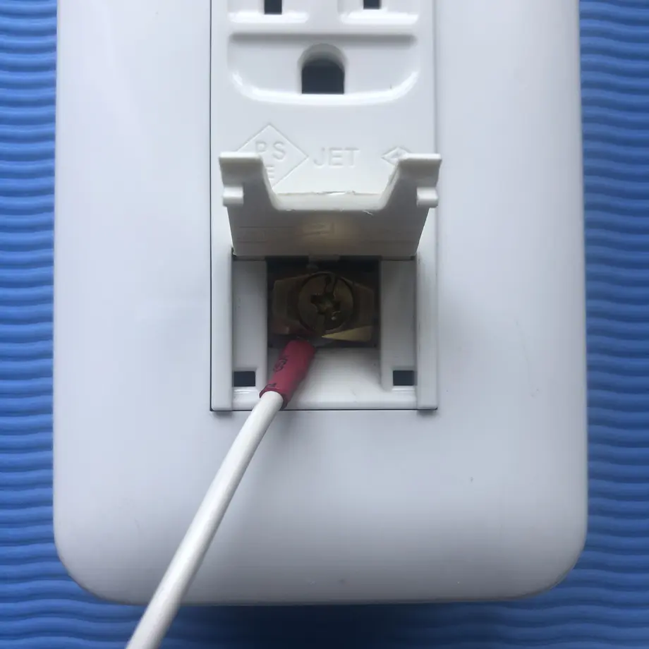 610b77f984ca631e6e427ee3