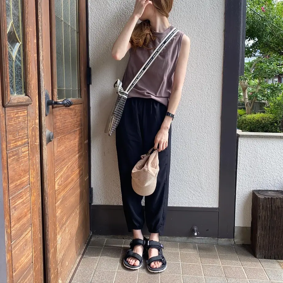 60d29d8459fc795a89cde1db