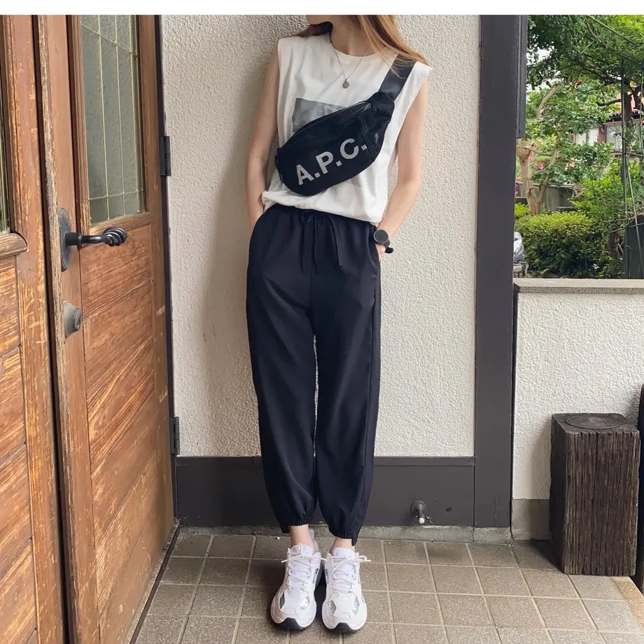 60d29d8459fc795a89cde1db