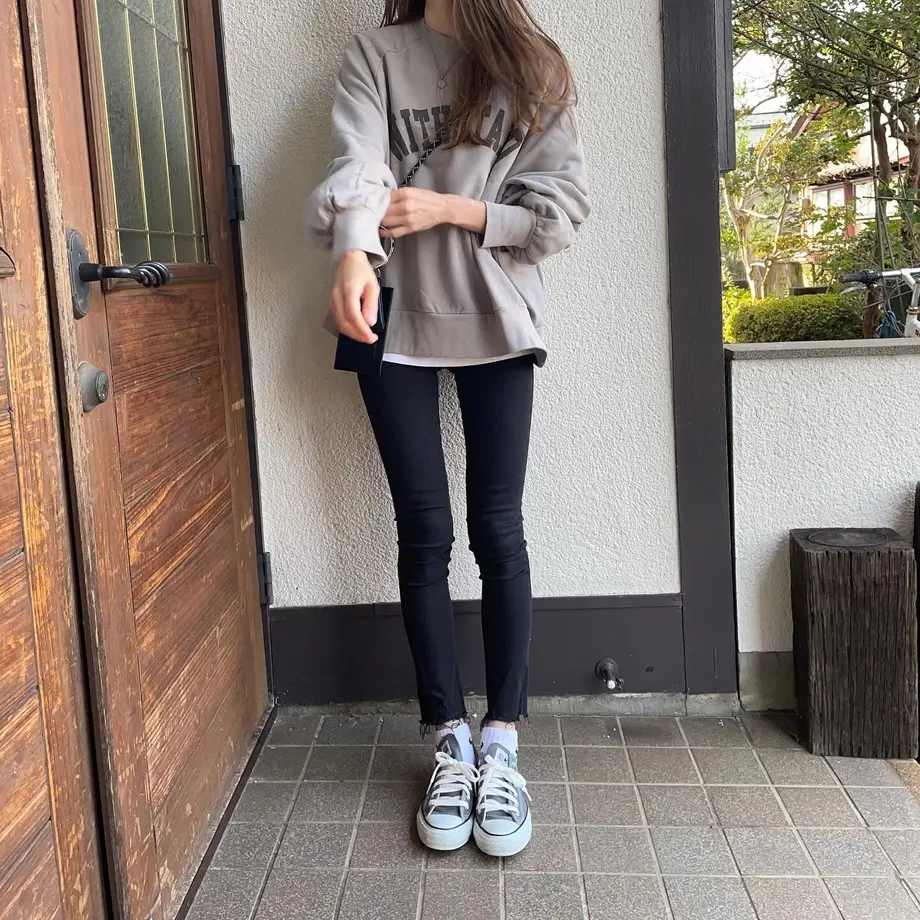 6195ae3030344b31a3a3e207