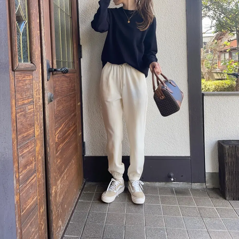 619ef78f4adba03caeb50ef8