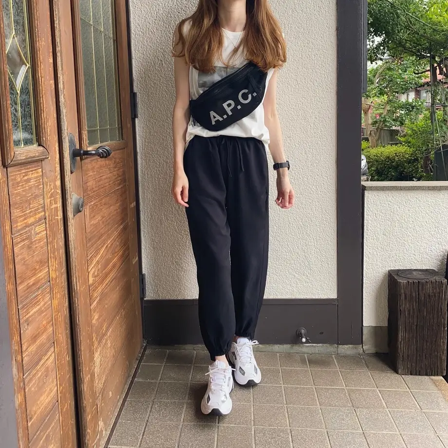 60d29d8459fc795a89cde1db