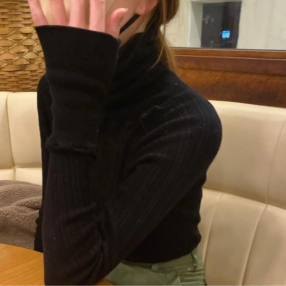 6386f6967df79534d3b4d7c3