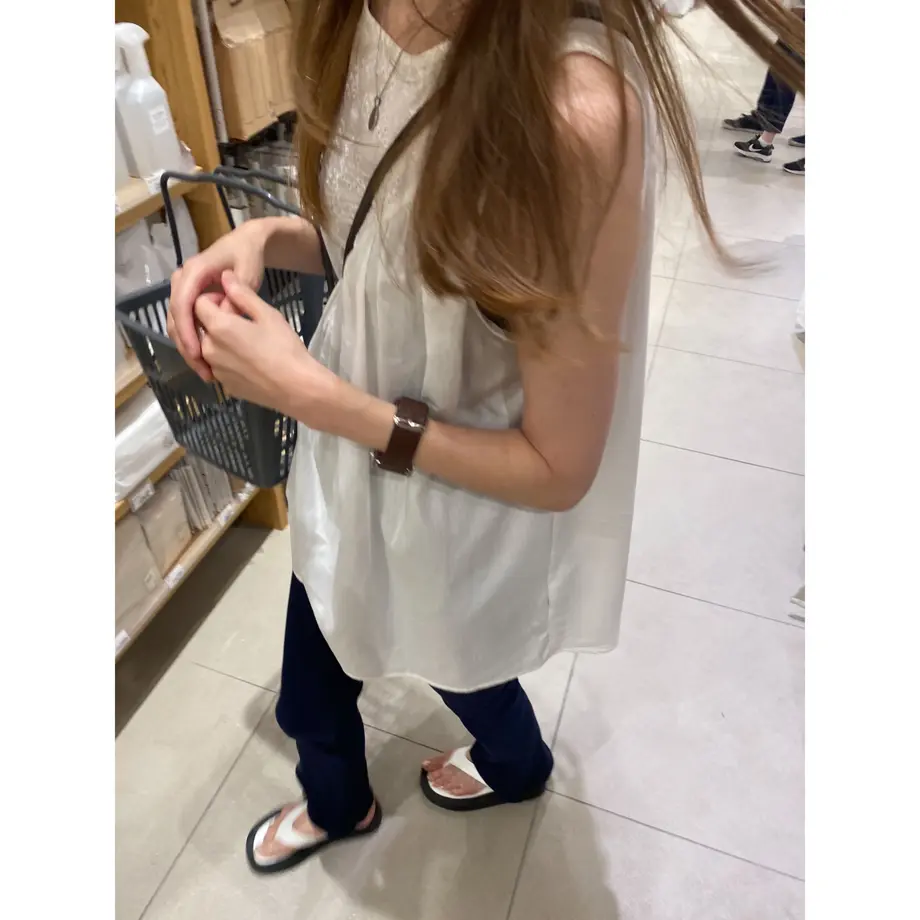 60e5067e9bb16772d233d40e