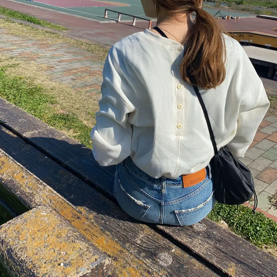 607ef83ac9827a4e02ff58b1