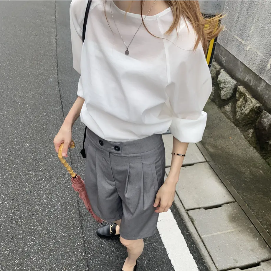 5f22eca77df28117c9ec73fc