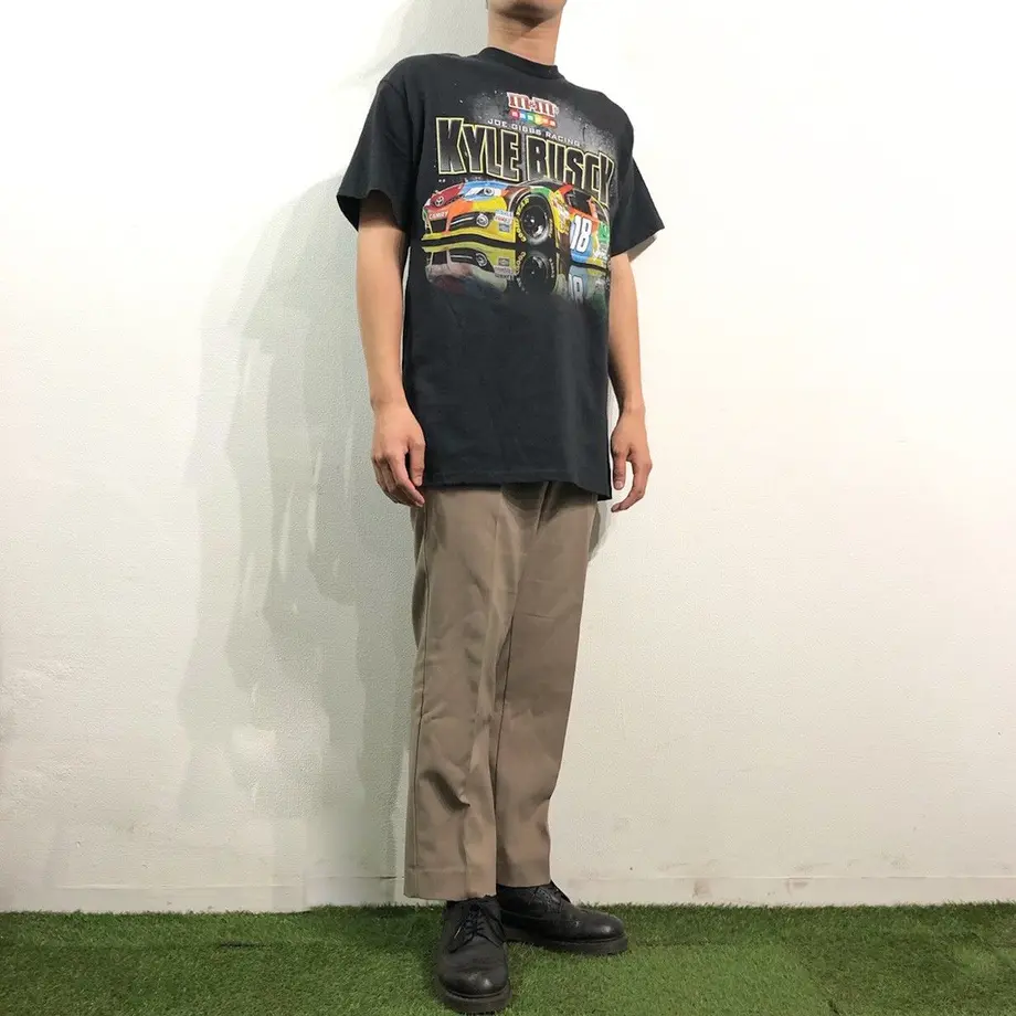 5b0e81a6122a7d2d660006af