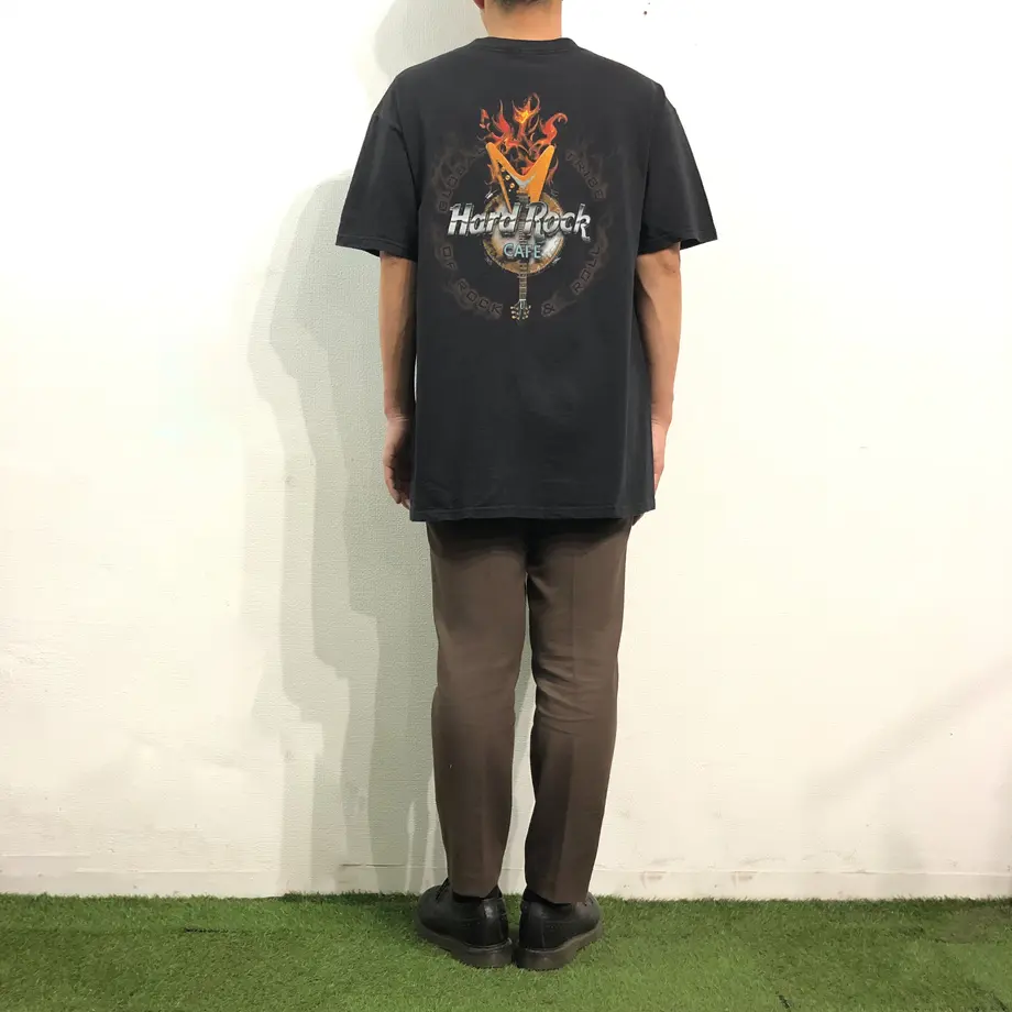5ead8310cee9ea2ec81111ea