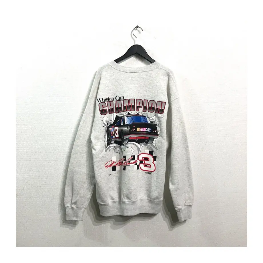 5eb29908cee9ea4233110e1b