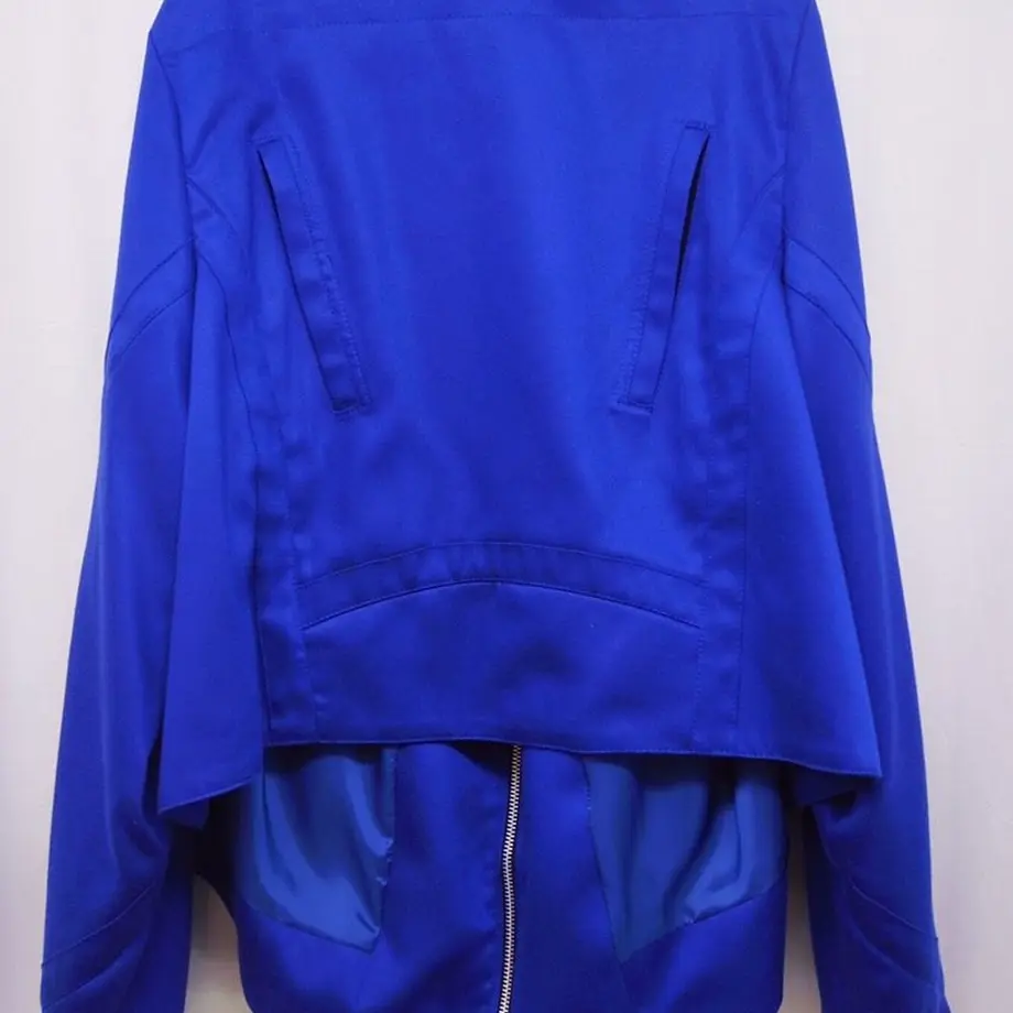 5be91bca50bbc36900000295
