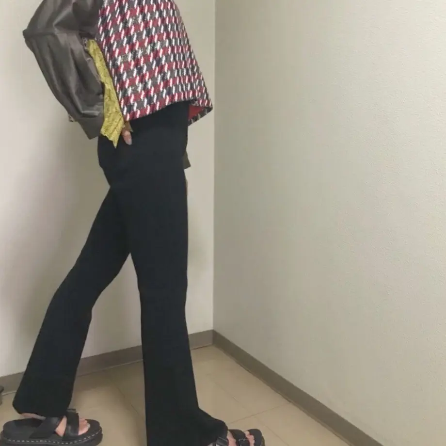 5d74b05700631f5285240a78