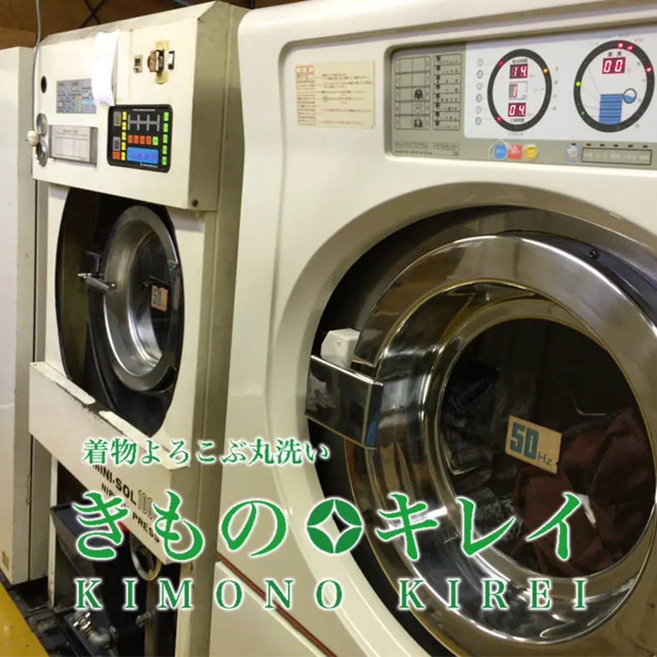 5ee81e65b5a4257bbd674c37