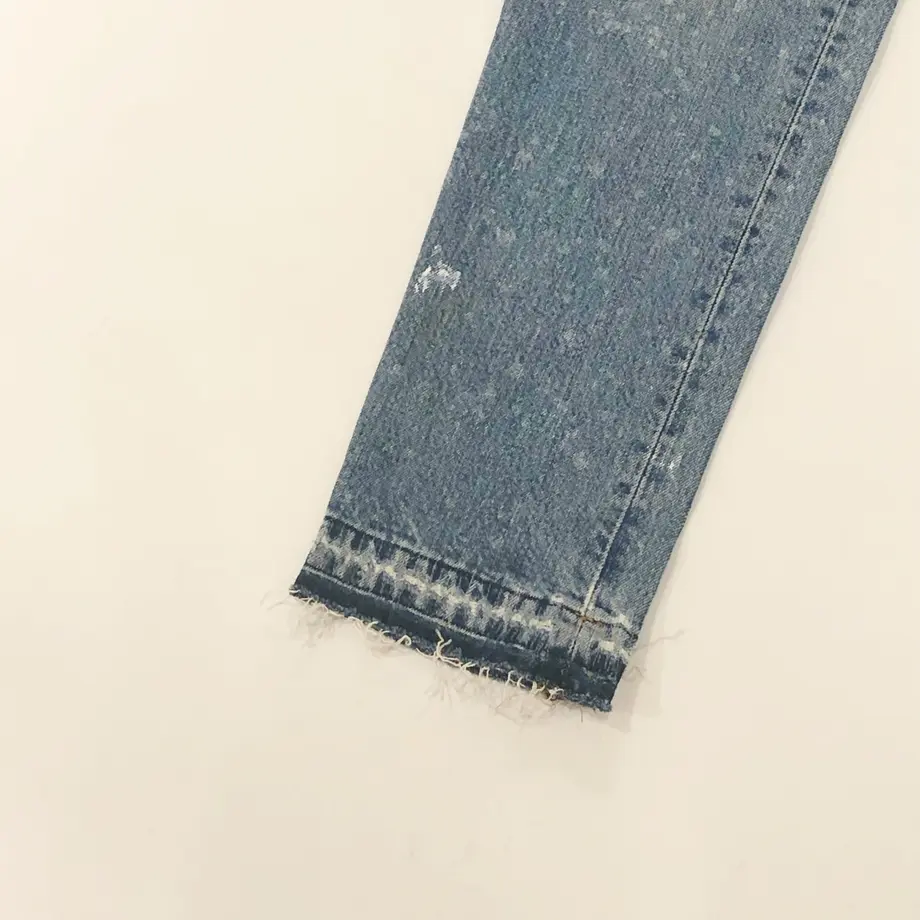 60e13bf1223ead56c751b704