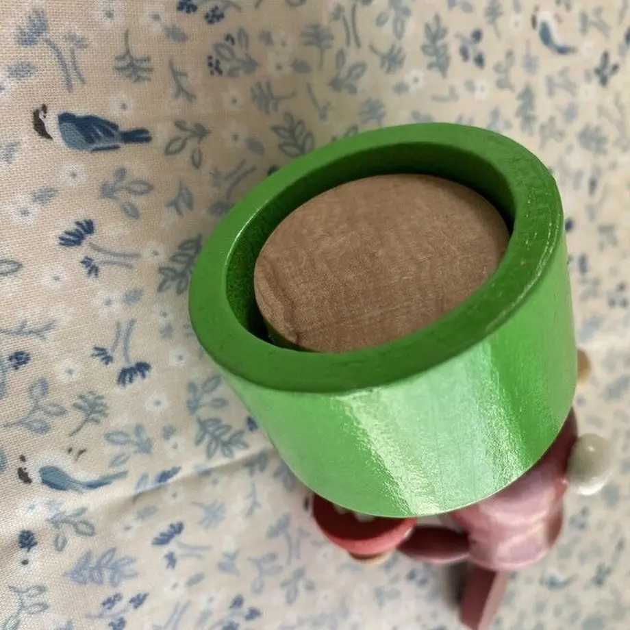6042050eaaf043345c5cda0f