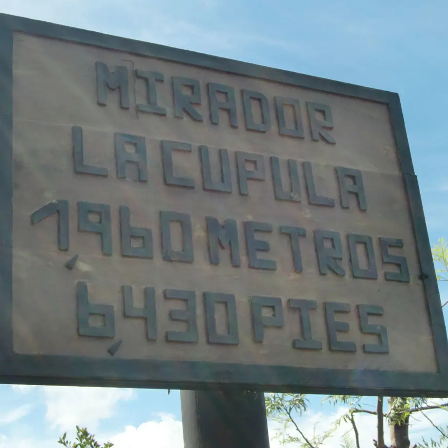 56162e0cef3377573700046a