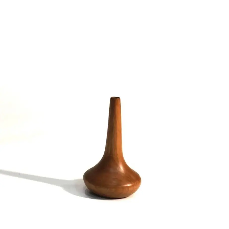 5ceb8dc6d211bf1e8f4e9d5b
