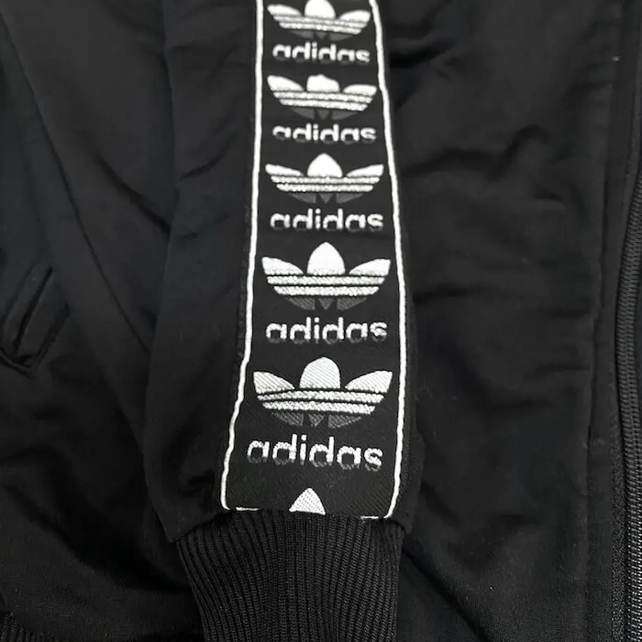 61694567211ac36efc193983