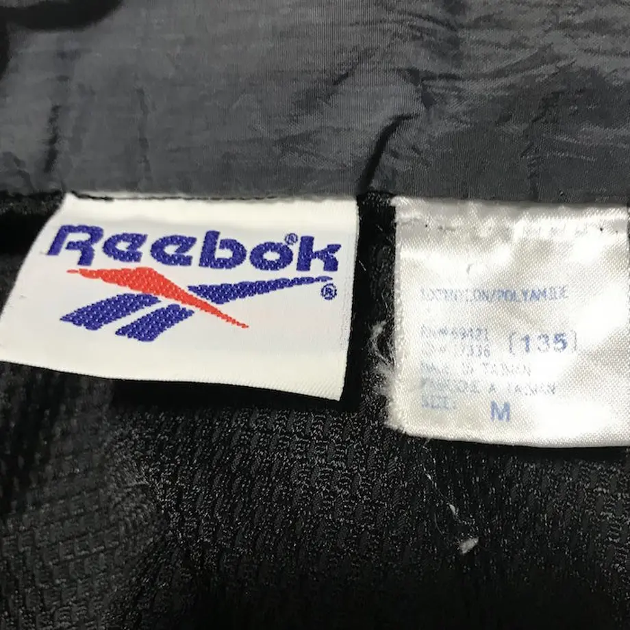 5ba50e8d5f78661093000c95