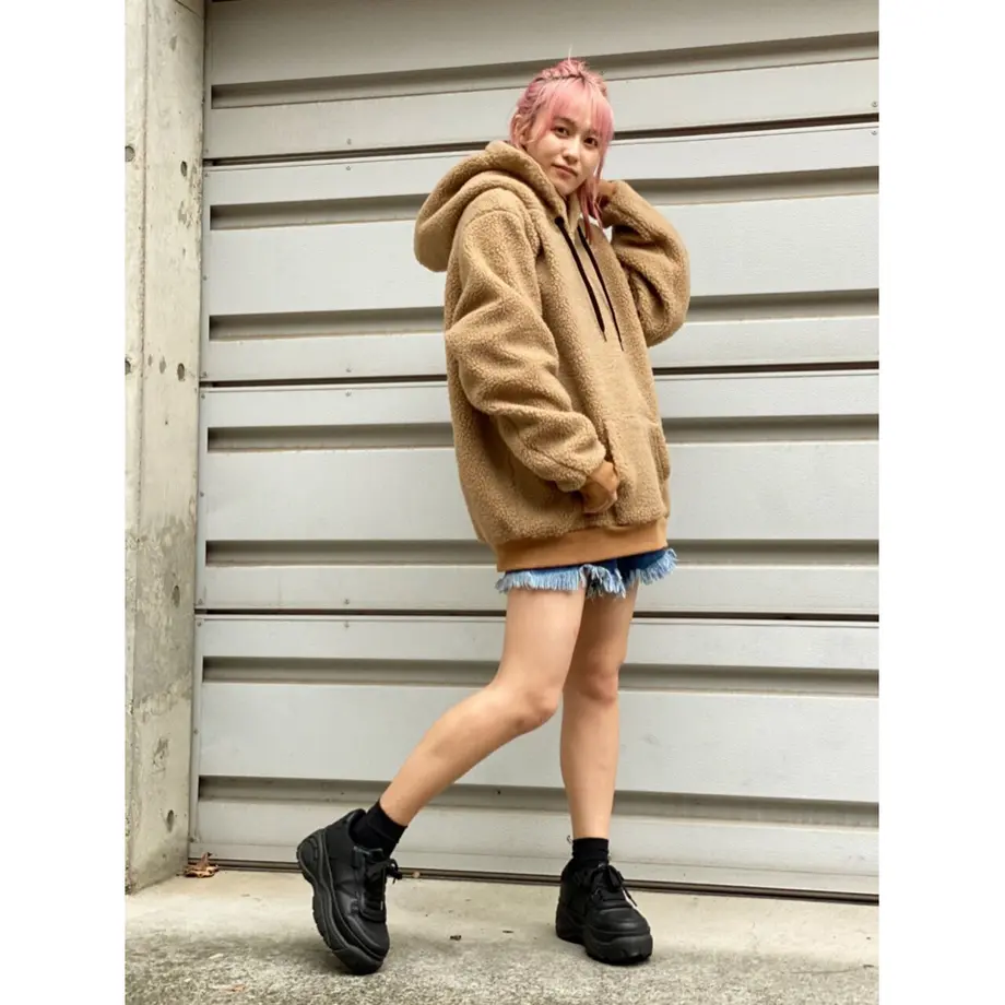 6163cf4851244e04deb75dd4