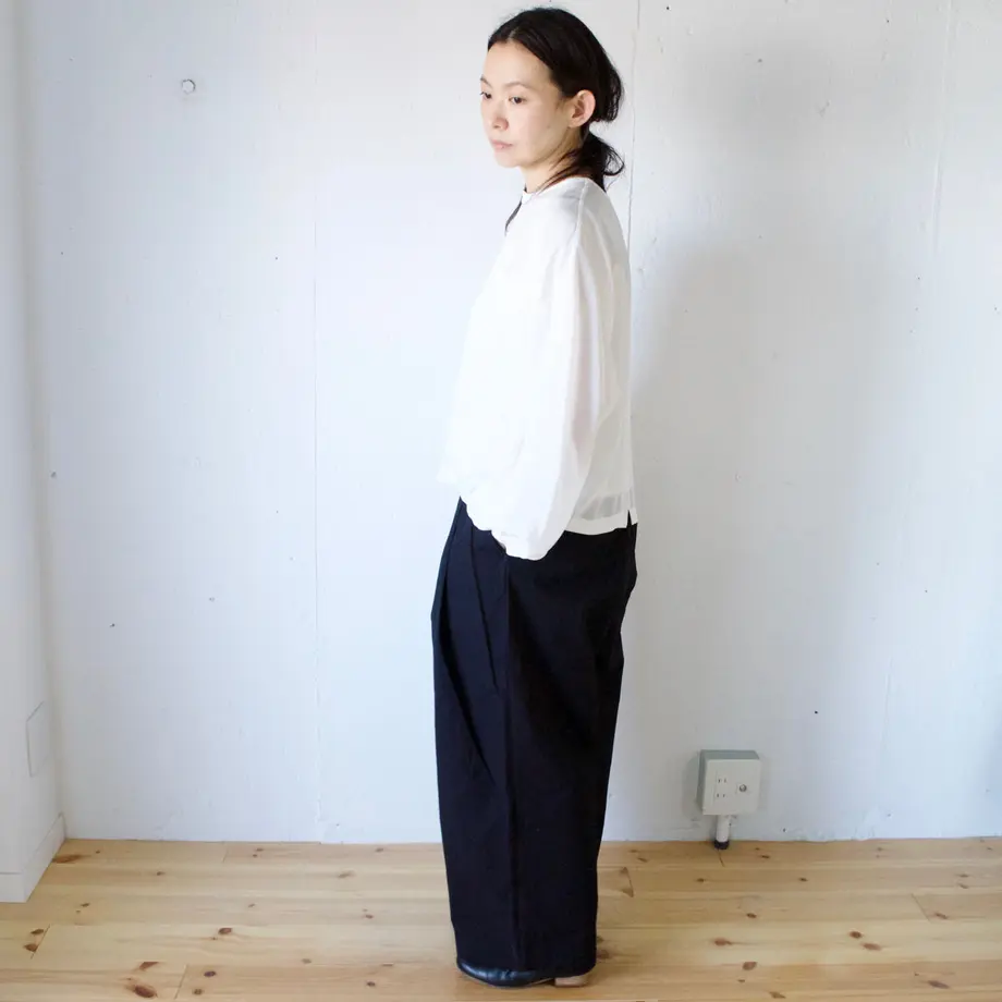 605db704baeb3a1621f0c319
