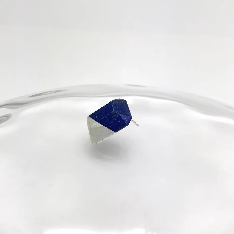 5937c033c8f22c1a63000582