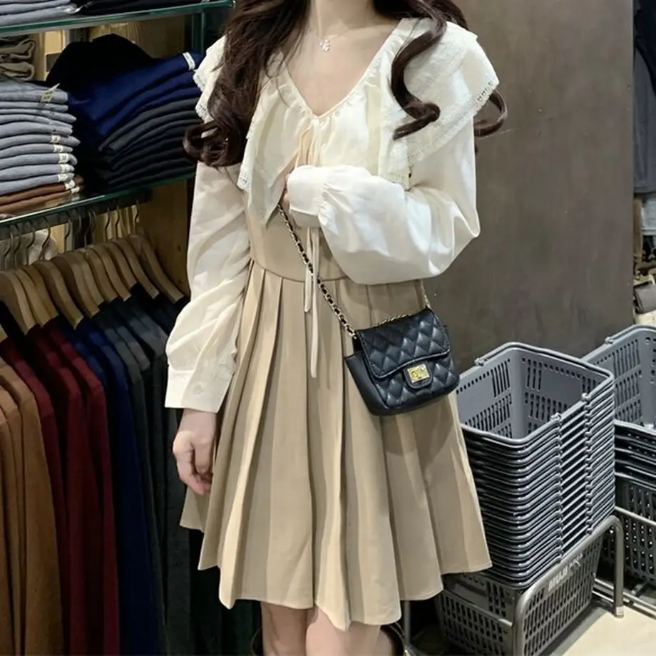 6233a74727107a16a24adae5