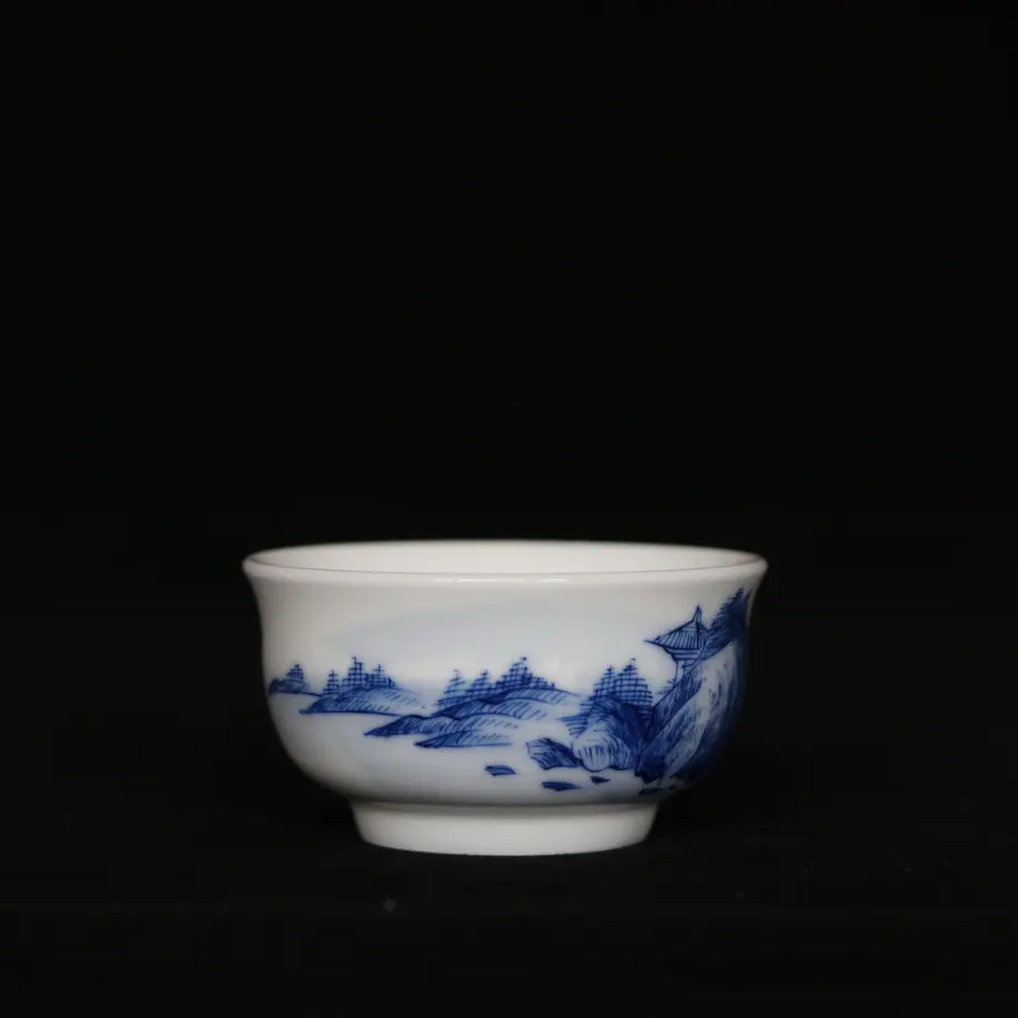 5ee03850515762458cf109d9