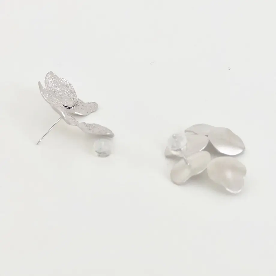 5d146209752179259ab036f0