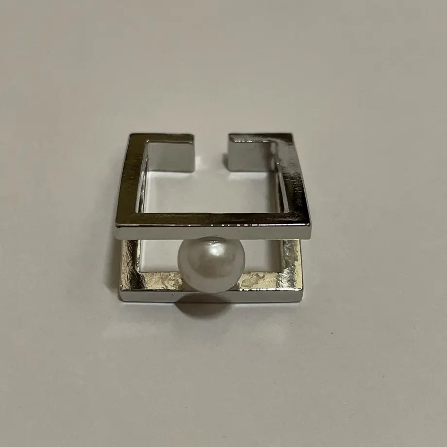 637749d7f519732253cf23d1