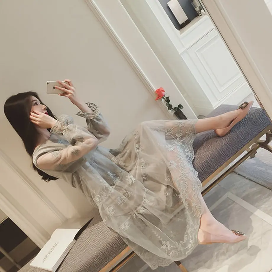 ワンピース 花柄レース シースルーの大人感なロングワンピース Hdfks9617 韓国 ワンピース 花柄レース シースルーの大人感なロングワンピース Hdfks9617 韓国