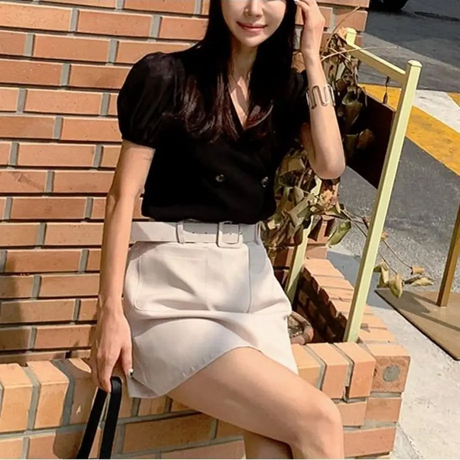 ワンピース セットアップ 可愛いパフスリーブのトップスとカジュアルスカートのツーピース Hdf