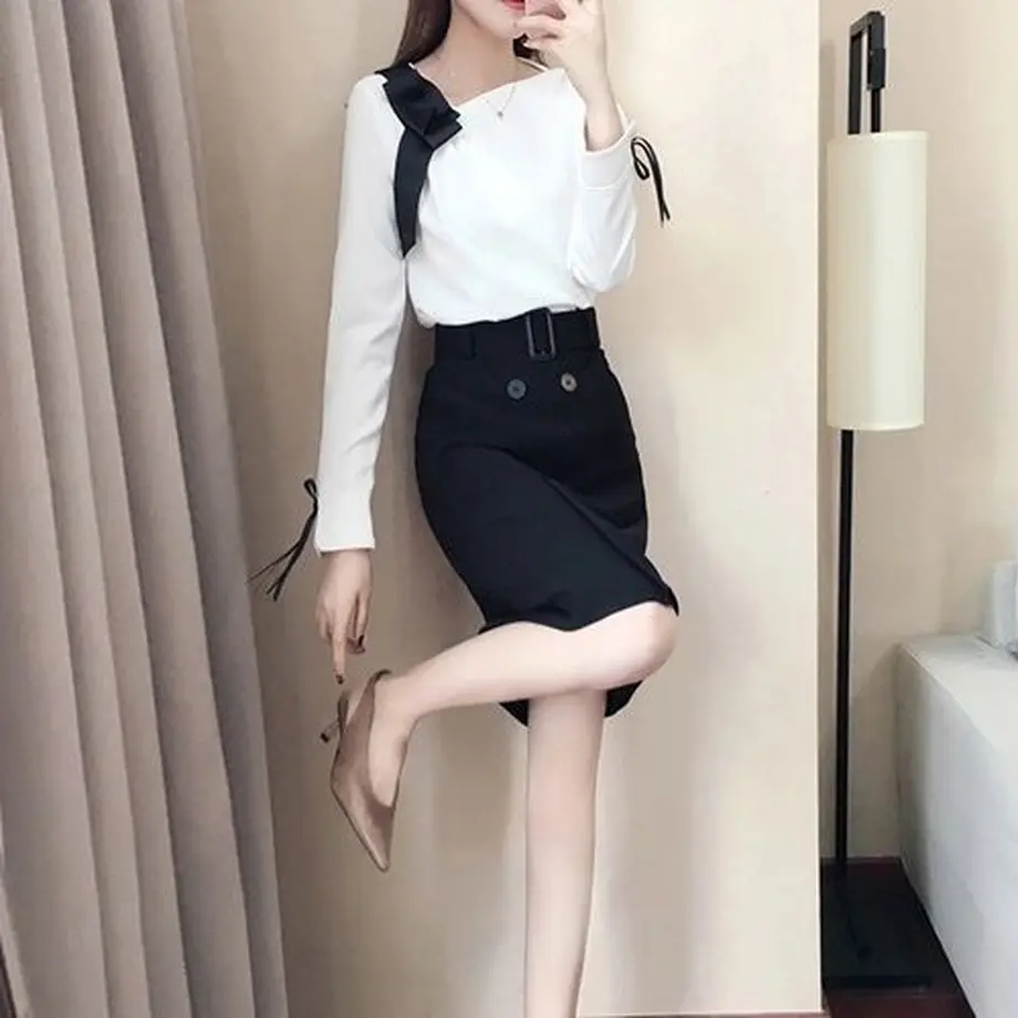 5d9b284c745e6c791e27ed3c