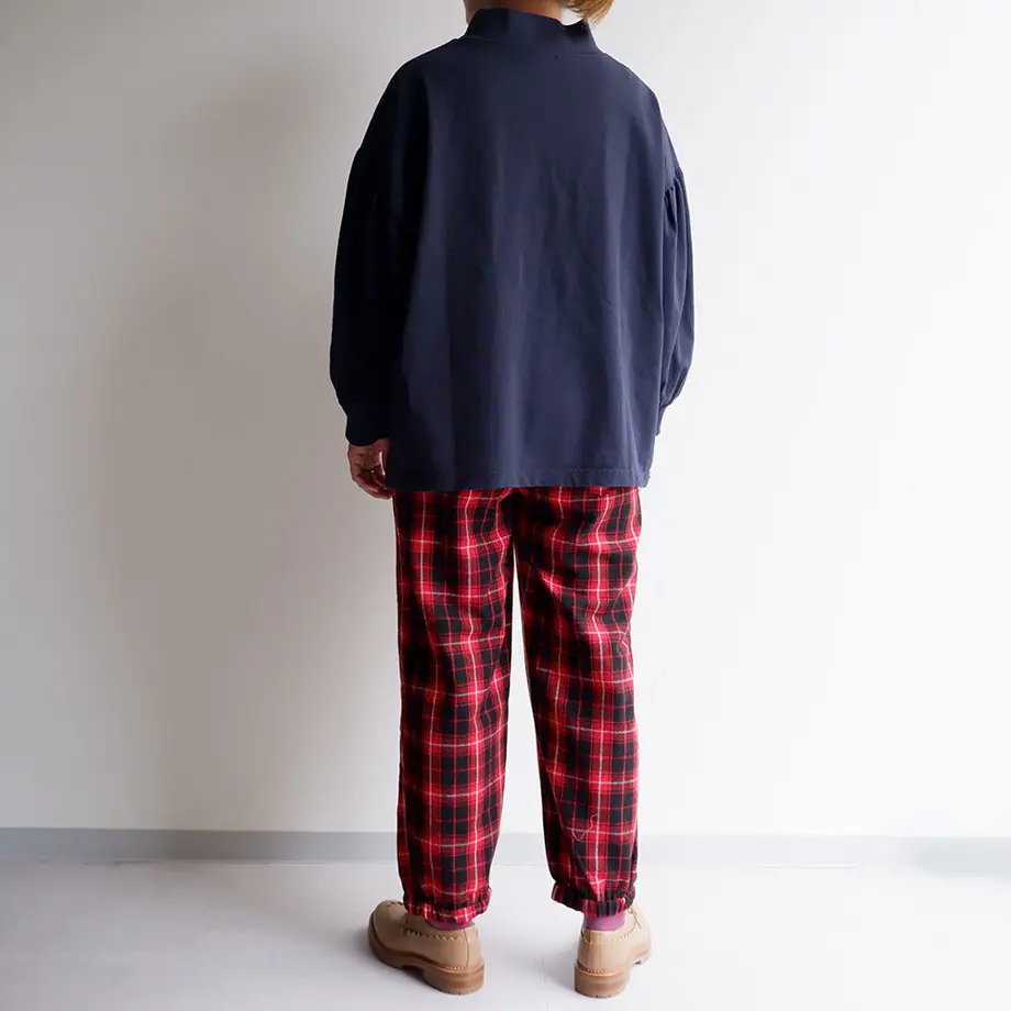 6152baf623055752a7a5233a