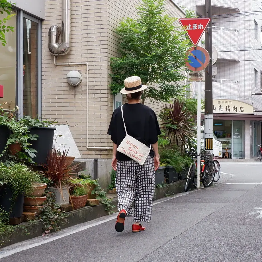 60b86690a87553027a7d96d6