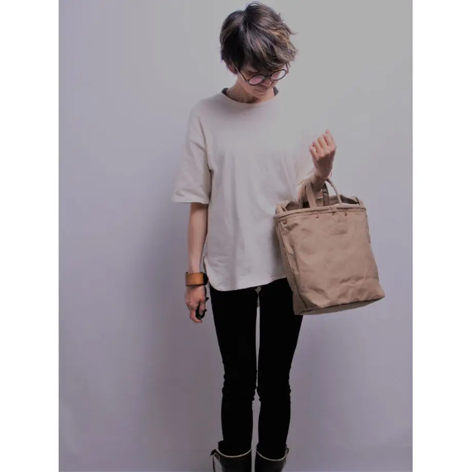 60d561a359fc7961775859ae