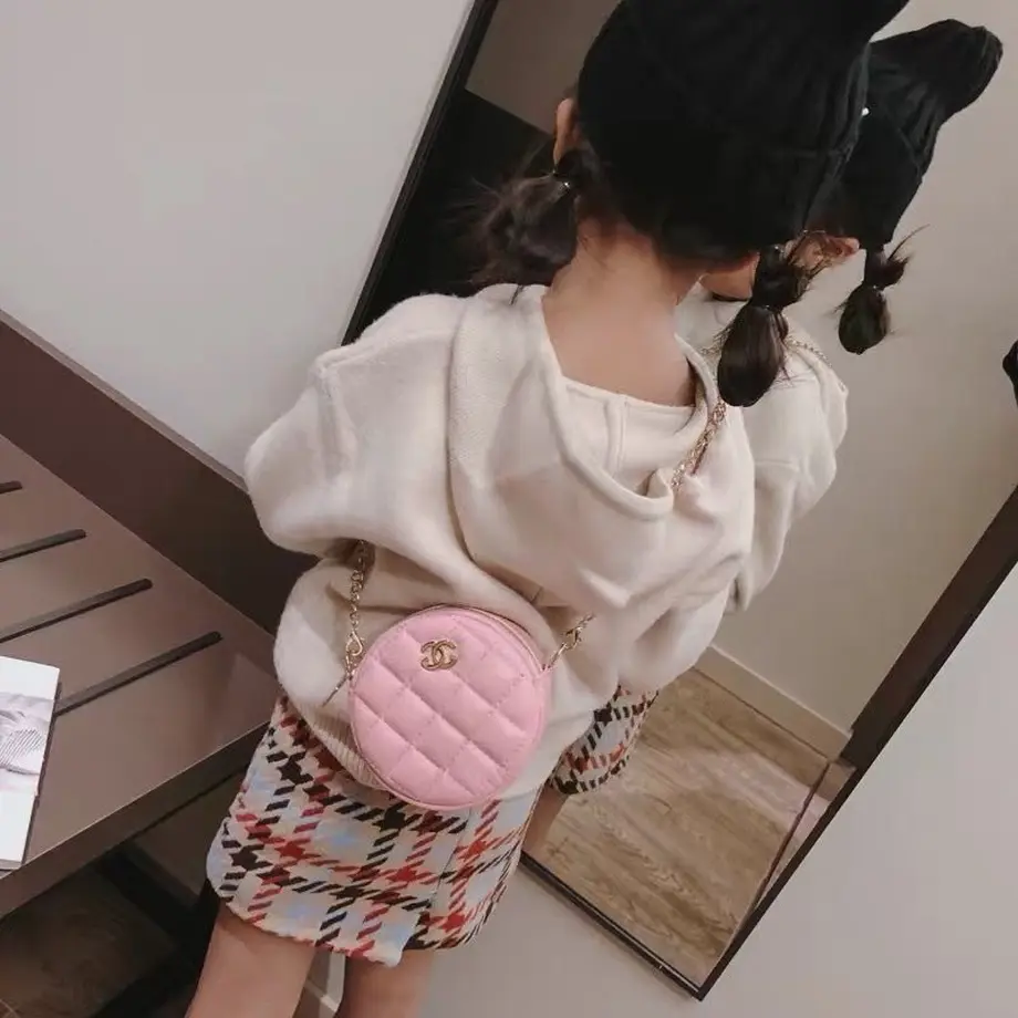 5c7e7734a341d0154b064645