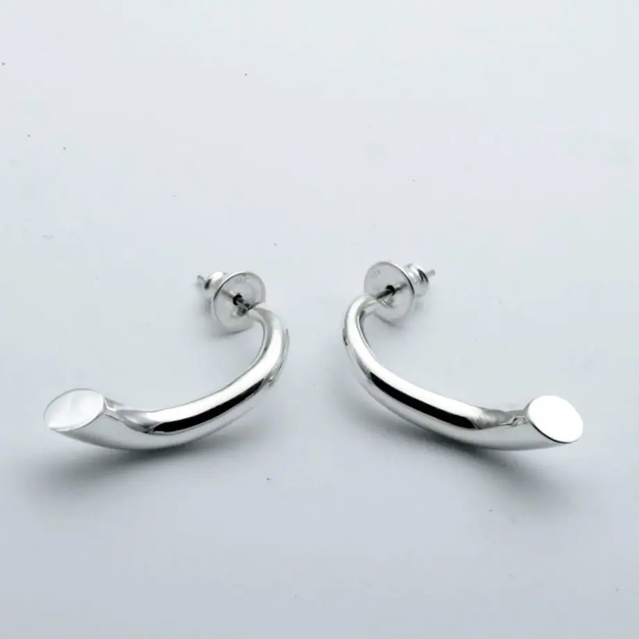 5dc56db1c6aeea399be61daa